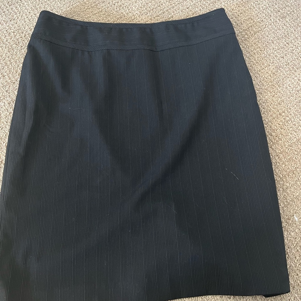 The Limited Gray Pencil Skirt Knee-Length Work